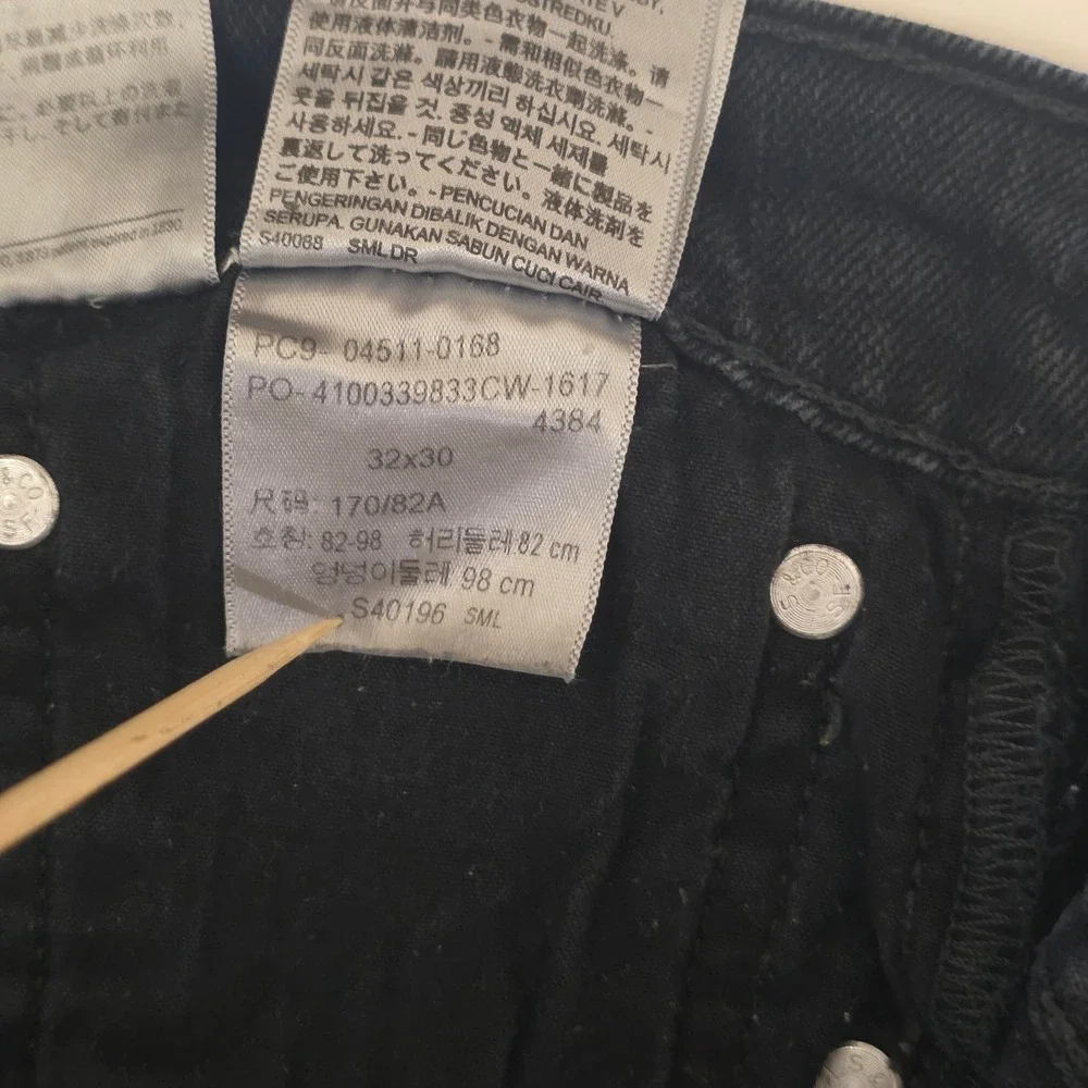 Levis 511 Slim Fit Jeans Mens 32x30 Black Denim Straight Leg Casual 511-0168